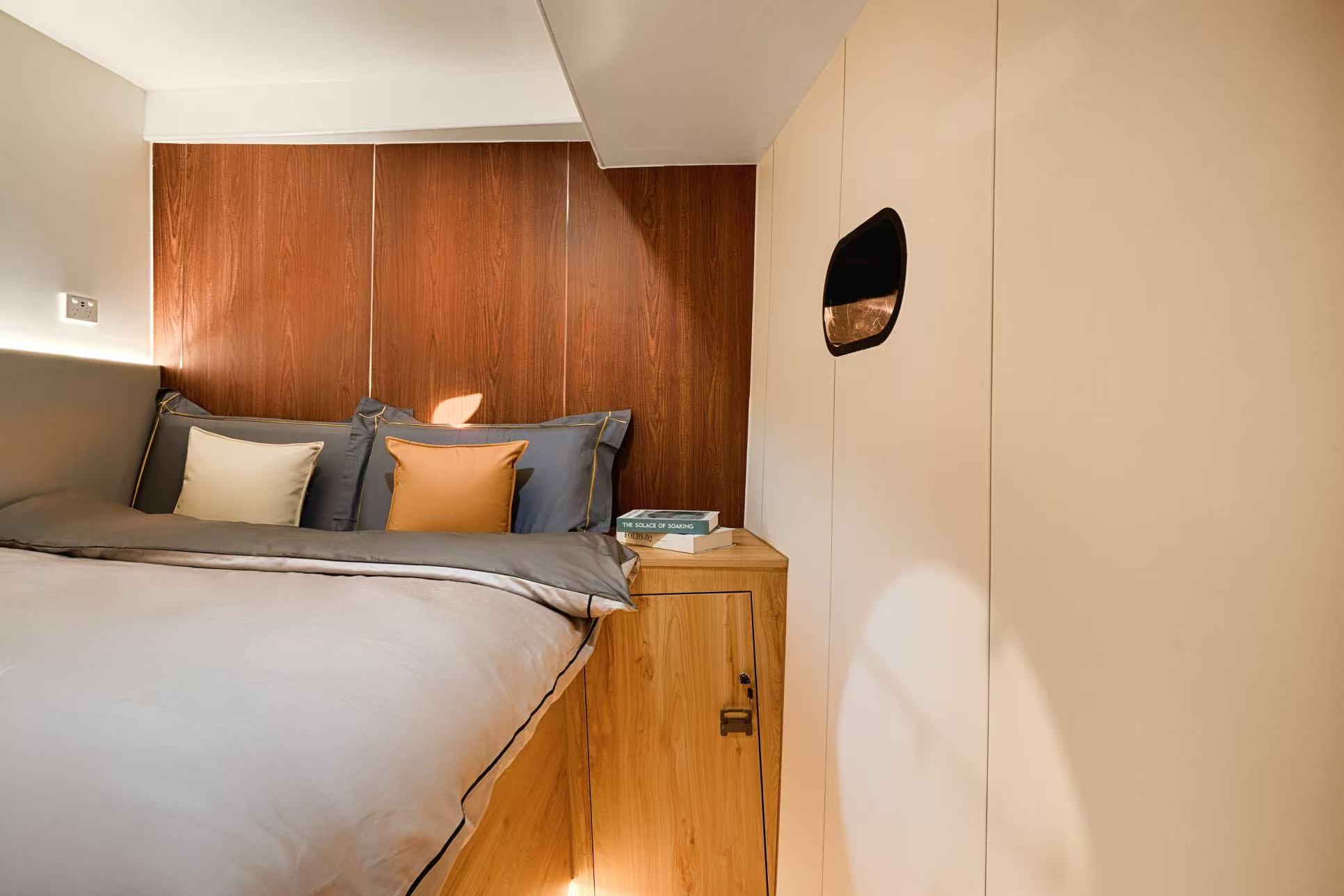 CW43 Interior 2