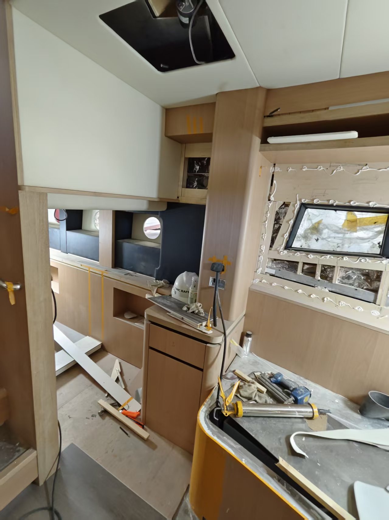 YACHT-LEVEL INTERIOR REFINEMENT